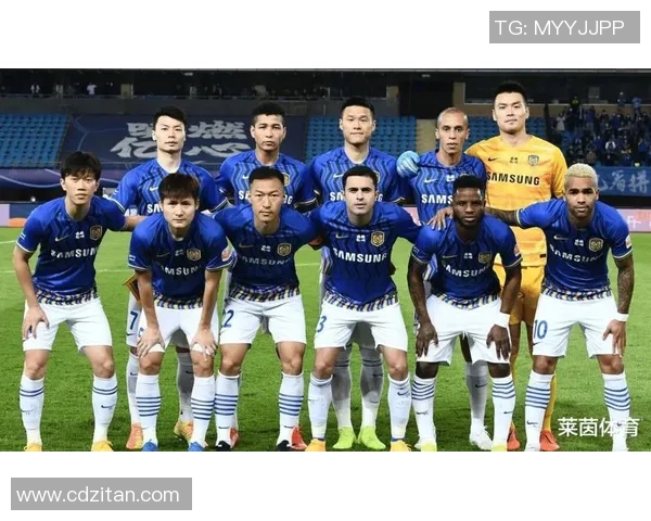 广州怛与江苏苏宁的精彩对决谁能笑到最后揭晓中超新篇章 广州怛与江苏苏宁的精彩对决谁能笑到最后揭晓中超新篇章